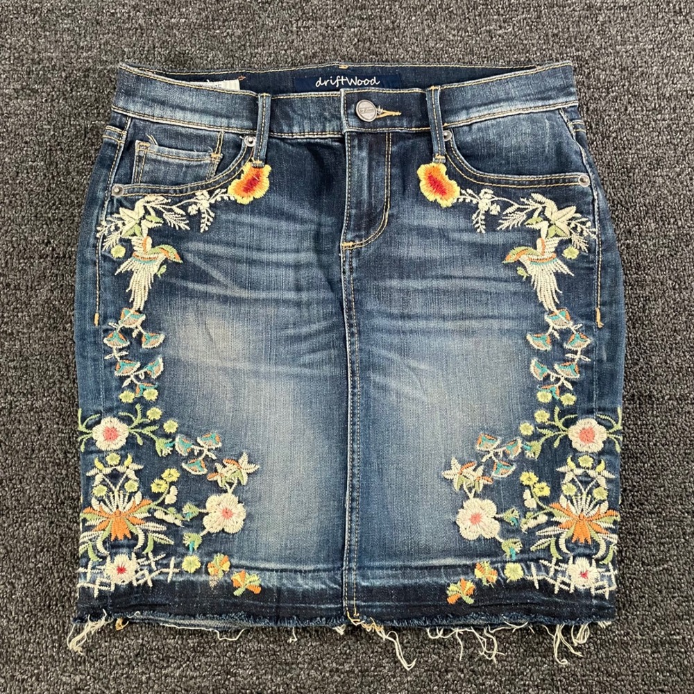 Driftwood Kate Denim Skirt Womens 26 Blue Good Floral Embroidered Boho Raw Hem